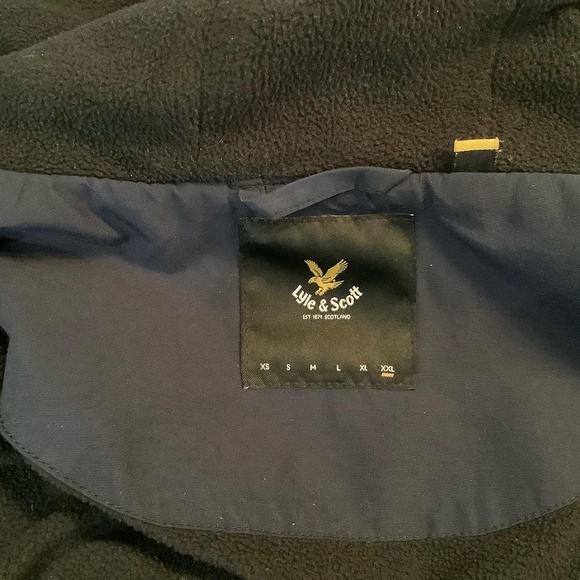 Lyle & Scott distressed blue hooded jacket - Picture 6 of 8